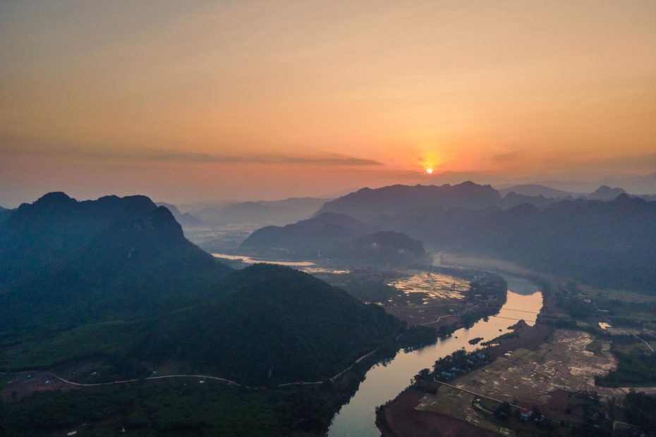 Du lịch khám phá thiên nhiên tại Phong Nha
